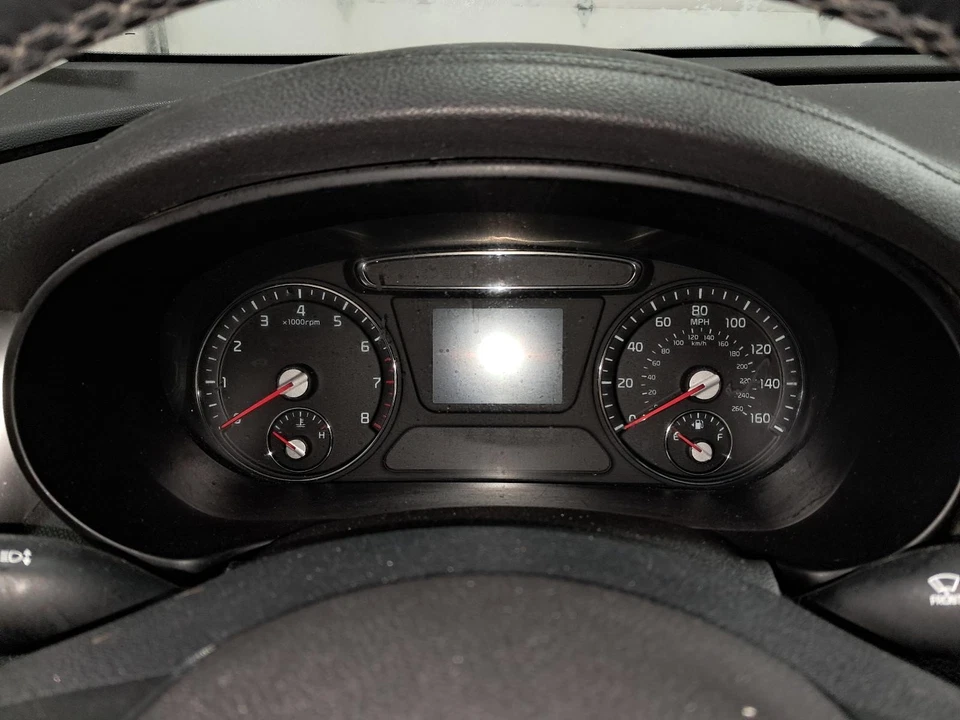 Medidor de velocímetro usado se adapta a: Kia Sorento 2016 clúster MPH 3,5`` pantalla de visualización 2 Foto 1 de 4