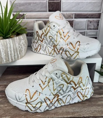 Skechers x JGoldcrown Uno Lite - Metallic Love Sneakers Kid Sz 1 Gold Silver EC - Image 1 of 4