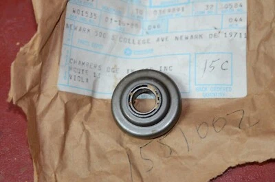 Новый из старых запасов 1960-е 1970-е Mopar 1551002 RET AS фиксатор подшипник Dodge Chrysler Plymouth - Изображение 1 из 4