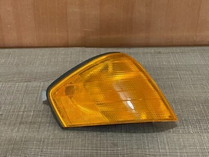 BOSCH 1305231050 Right Side Turn Signal For Mercedes Benz R129 300SL 500SL - Picture 1 of 7