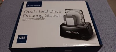 INSIGNIA Dual Hard Drive Docking Station. NS-PCHDEDS19. 2.5/3.5 SATA. USB 3.0 - Image 1 of 4