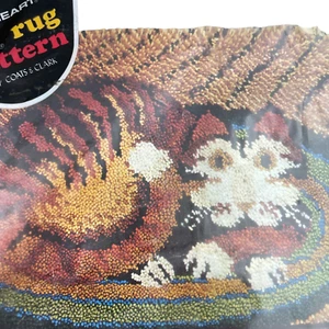 Red Heart Latch Hook Rug Canvas Striped Tabby Cat on a Mat Orange Yellow Black - Picture 1 of 8