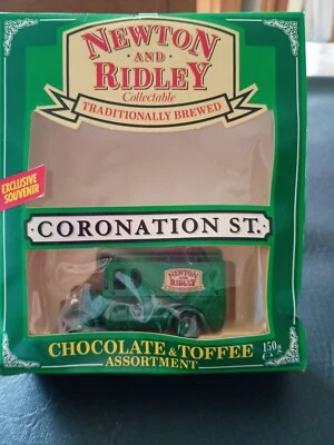 LLEDO DENNIS DELIVERY VAN - LP34 024 NEWTON & RIDLEY - CORONATION STREET vgc - Image 1 of 2