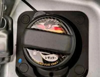 Pegatina decorativa de tapa de combustible JDM para Honda Jazz Fit City Hatchback HRV - Comander Eye Foto 1 de 4