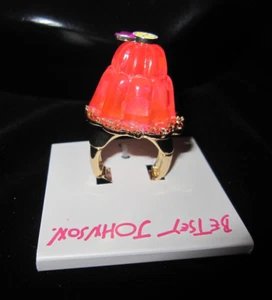 BETSEY JOHNSON Summer Jello Cake Ring Size 7 - Picture 1 of 3