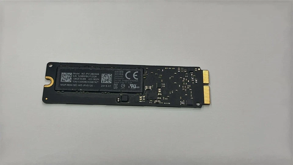 SSD Apple Samsung MZ-JPV1280/0A3 128Go PCIe original – MacBook Air / Pro Retina - Bild 1 von 1