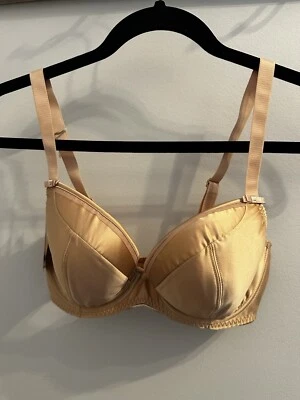 Sujetador Bravissimo 32E satinado champán nuevo con etiquetas Foto 1 de 4