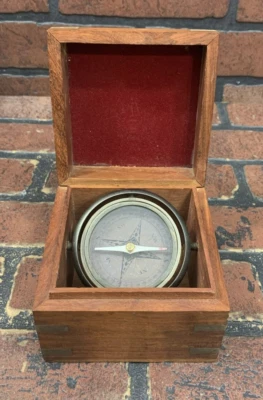 Brújula de velero náutico marítimo vintage, en caja de madera Foto 1 de 4