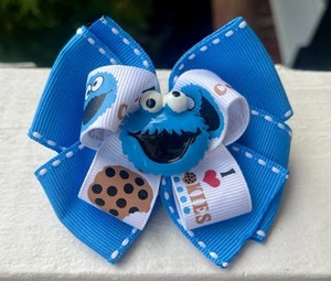 Cookie Monster Sesame Street Blue Layered Hair Bow - Picture 1 of 2