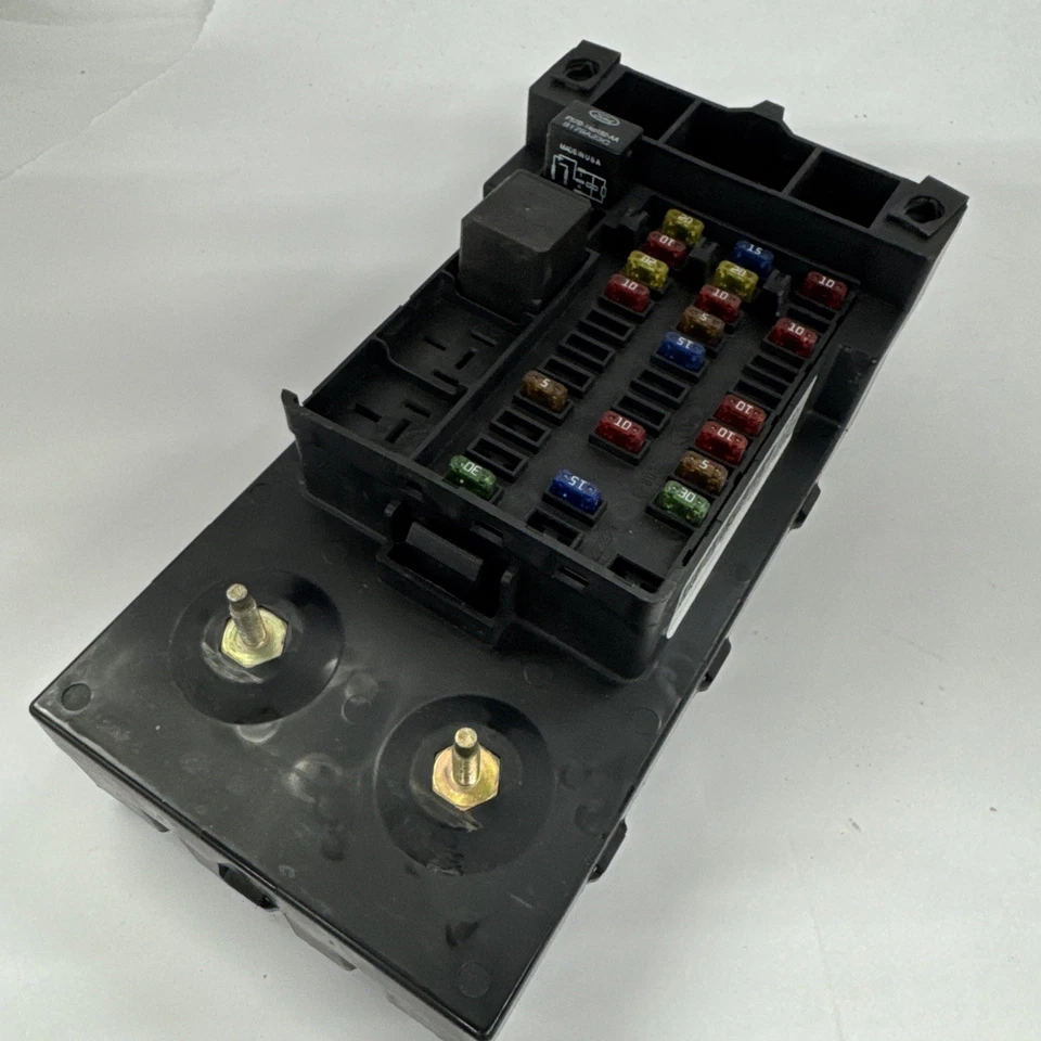 Caja relé panel de fusibles interior Ford F250 F350 1999-2000 YC3T-14A067-CB Foto 1 de 4