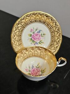 Aynsley C800 / 7 Yellow & Gold Cup & Saucer Set w/ Pink Cabbage Rose - EXC.