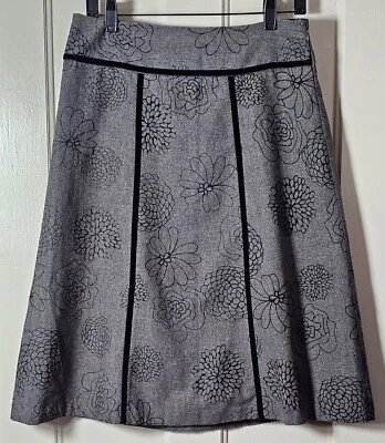 Falda Twee Academia East 5th para mujer talla 8 gris mezcla de lana negra floral línea A Foto 1 de 4