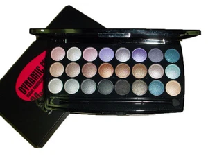 24 Color Maquillaje Sombra de ojos Cálido Brillo Ocultando Encanto Paleta dinámica #01 - Imagen 1 de 1