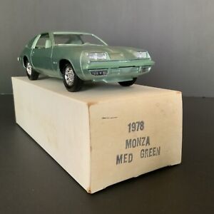 Vintage AMT Dealer Promo Model Car - 1978 CHEVY MONZA Med Green