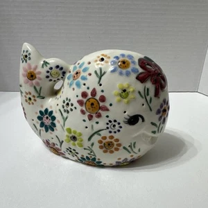 White Ceramic Whale Figurine Daisies Flowers Adorable 6” Hand Painted Colorful - Picture 1 of 14