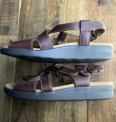 Sandalias SAS Huggy de cuero marrón con correa cruzada talla 9 N Foto 1 de 4