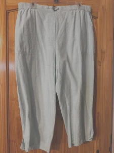 Cathy Daniels  Women's Elastic Waist Capris Solid Light Aqua Size XL - Picture 1 of 3