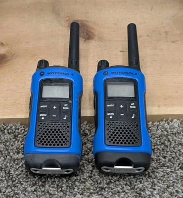 Motorola Talkabout (Pair) Battery Operated 2 Way Radios Blue - Image 1 of 4