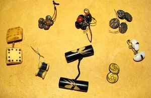 Set 8 bottoni vintage - Bella varietà di forme, dimensioni e materiali - Foto 1 di 2