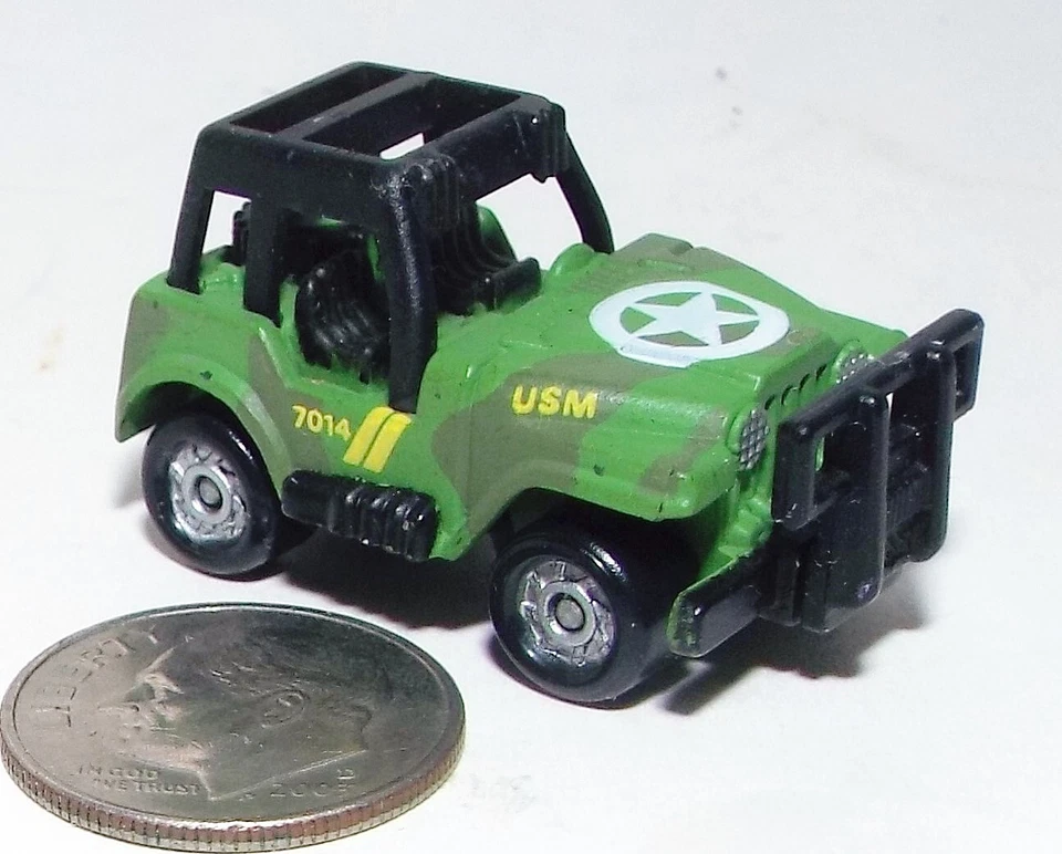 Small Micro Machine US Army Jeep with Roll Bars in Green Camo w/Black Roll Bars - Image 1 of 3