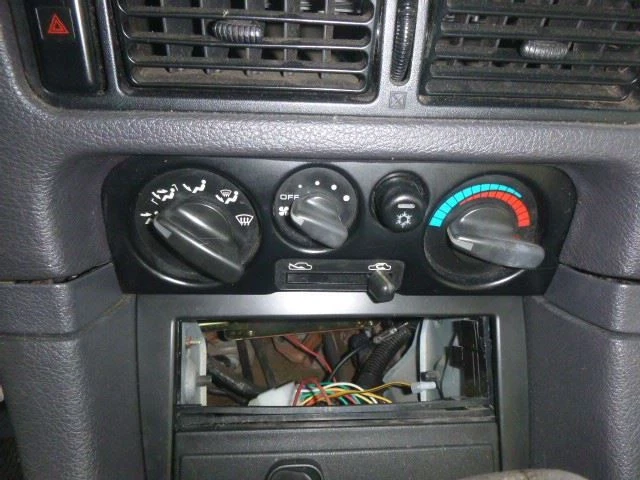 Temperature Control Manual Temperature Control Fits 91-99 3000GT 1605941 - Image 1 of 4