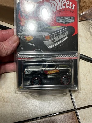 2017 Hot Wheels Mail-in Zamac 1987 Toyota Pickup com Red Line Real Riders Perfeito! - Imagem 1 de 4