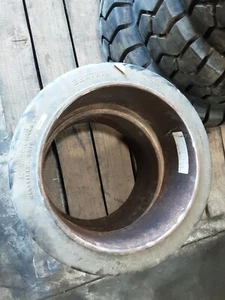 22X7X16 tires monarch Solid forklift press-on smooth tire 22/7/16 #T82 - Picture 1 of 4