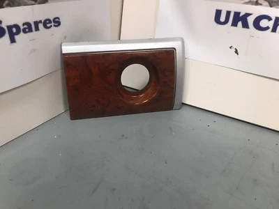 ПРАВАЯ ПАНЕЛЬ ОТДЕЛКИ ПРИБОРНОЙ ПАНЕЛИ CHRYSLER GRAND VOYAGER 2008-12 O/S (ПОВЕРХНОСТЬ КЛАВИШ) - Изображение 1 из 4