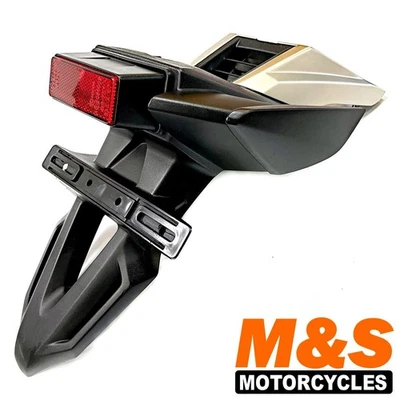 Guardabarros trasero Suzuki GSXR1000 / soporte de placa inc luz K9-L0 | OEM 63113-47H00 Foto 1 de 4