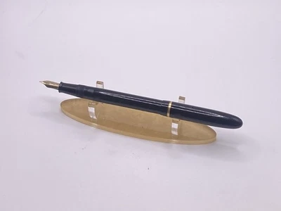 Waterman Champion 501 Fountain Pen Black GT 14ct Gold Nib  - Image 1 of 4