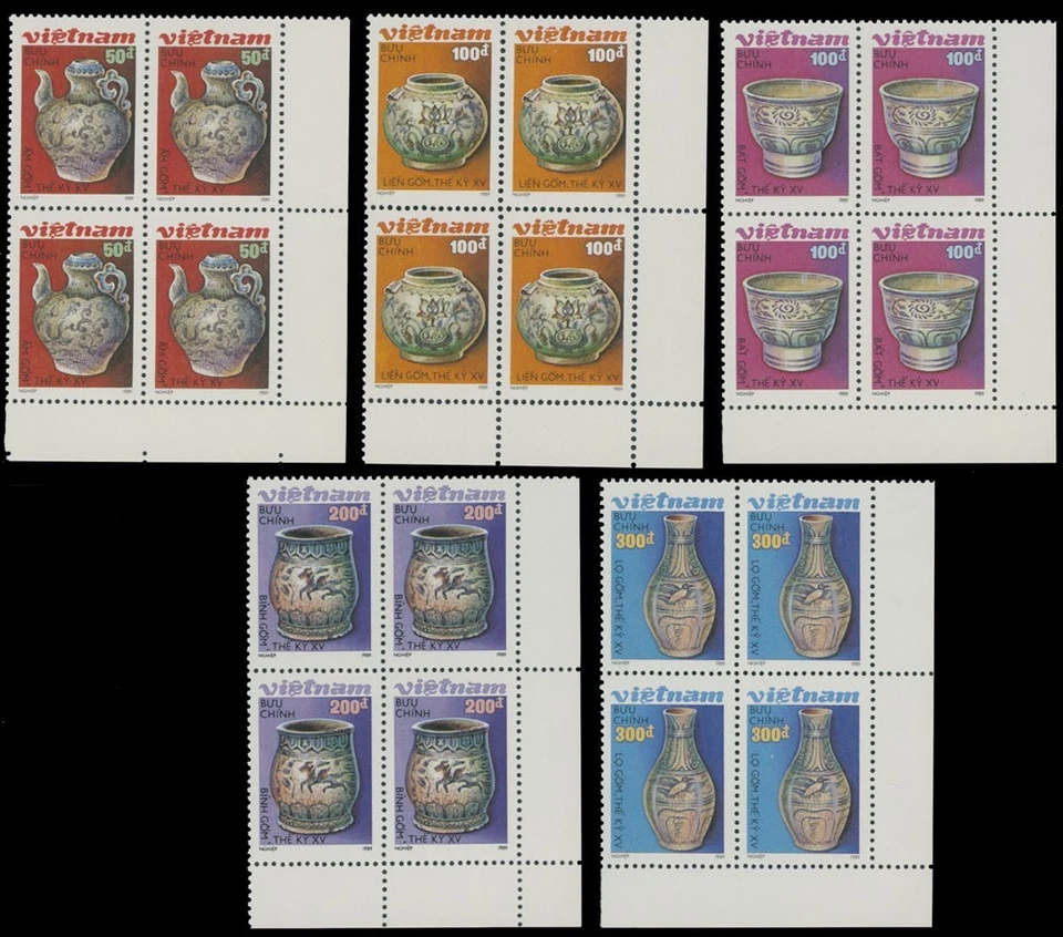 1989, VIETNAM, CERAMICS, COMPLETE SET OF 5 IN CORNER BLOCKS OF 4, NH SC.#1988-92 - Image 1 of 1