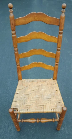 Vintage Shaker Style Ladderback Chair with Woven Splint Seat Cover