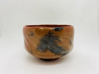 Y4571 CHAWAN Raku-ware rojo firmado Japón antiguo té ceremonia cerámica tazón taza Foto 1 de 4