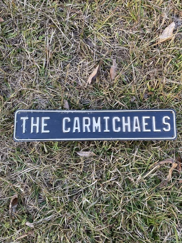 VINTAGE THE CARMICHAELS METAL EMBOSSED STAMPED MAILBOX FENCE TOPPER HOUSE SIGN Cover