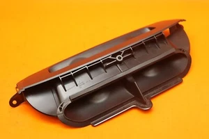 14-23 HARLEY-DAVIDSON STREET GLIDE FLHX OEM FRONT FAIRING AIR DUCT INLET VENT - Imagen 1 de 8