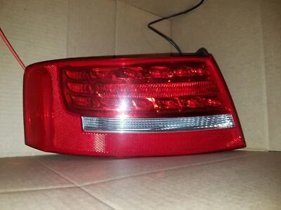 AUDI A5 QUATTRO S5 2008 2009 2010 2011 2012 CONDUCTOR LUZ TRASERA EXTERIOR OEM Foto 1 de 4