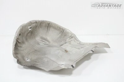 2011-2018 AUDI A8L QUATTRO SILENCIADOR DE CORPO TRASEIRO DIREITO ESCUDO TÉRMICO FABRICANTE DE EQUIPAMENTO ORIGINAL - Imagem 1 de 4