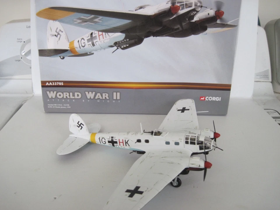Corgi Aviation Archive AA33705 Heinkel He 111 H-6 Russia 1943 1/72 - Image 1 of 4