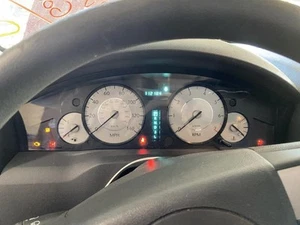 Speedometer Cluster 140 MPH Without Information Center Fits 08 300 1902044 - Picture 1 of 12