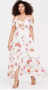 Torrid schulterfreies Challis Maxikleid neu mit Etikett - Bild 1 von 6