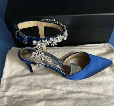 Nueva bomba Badgley Mischka colección Esmeralda adornada punta 6 Foto 1 de 4