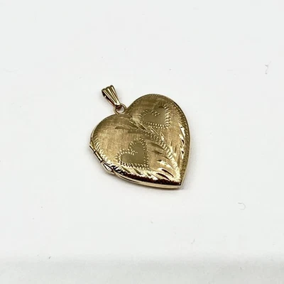14k Yellow Gold Diamond-Cut Hatch Textured 3/4" Heart Locket Pendant (LO1000825) - Image 1 of 4