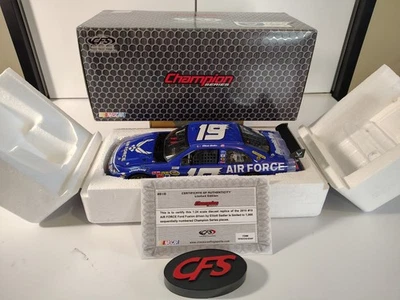 CFS CHAMPION SERIES ELLIOTT SADLER 2010 #19 AIR FORCE FORD FUSION 1000 HECHO Foto 1 de 4