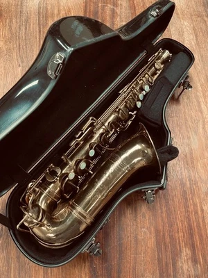 Saxofón vintage SELMER ALTO - Modelo 22 (1923) - Reacolchado PERFECTO - Se envía GRATIS Foto 1 de 4