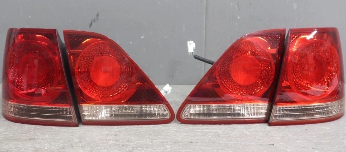 パーツ TOYOTA CROWN ATHELETE TAIL LAMPS Near Mint】Toyota Crown Athlete Tail Lights AWS210 GRS210