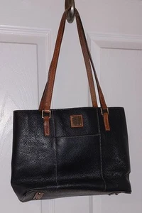 Vintage Dooney & Bourke Umhängetasche schwarz Leder Lexington rot innen Beuteltasche - Bild 1 von 6