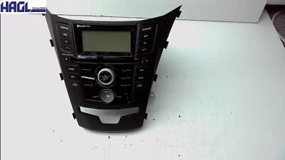 Radio 8911034220 Ssangyong Korando 2.0 Eco e-xdi DPF 4WD CK Geschlossen - Bild 1 von 4