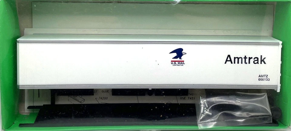 HO BOWSER 55701 SMOOTH WALL TRAILER ROADRAILER KIT AMTRAK US MAIL AMTZ 666133 - Image 1 of 1