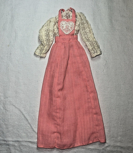 OFF WHITE Abito bambola giovane Sweethearts Melinda Mattel 1975 corallo spento cuore in pizzo bianco