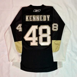 2008 TYLER KENNEDY #27 Hockey Jersey XXL Stanley Cup Patch Pittsburgh Penguins - Picture 1 of 7